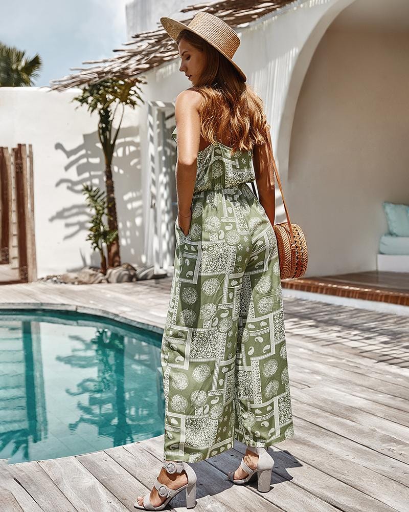 Mono de verano con volantes de cachemira