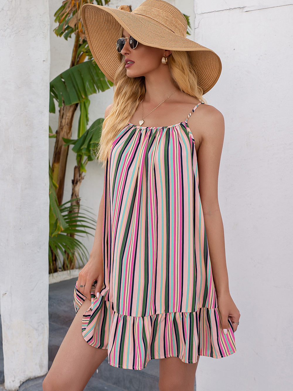 Vestido túnica con volantes y rayas