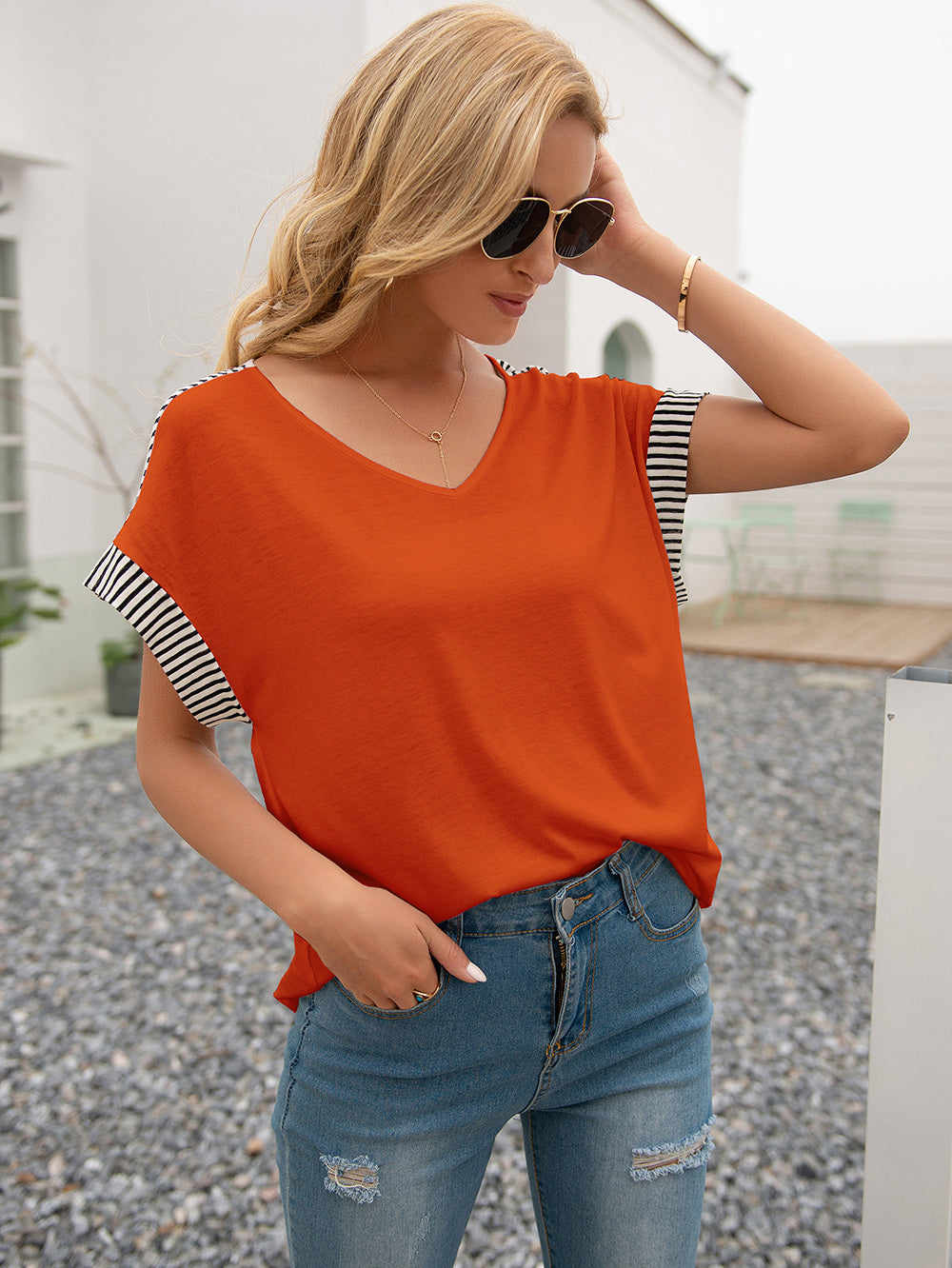 Camiseta lounge con espalda a rayas