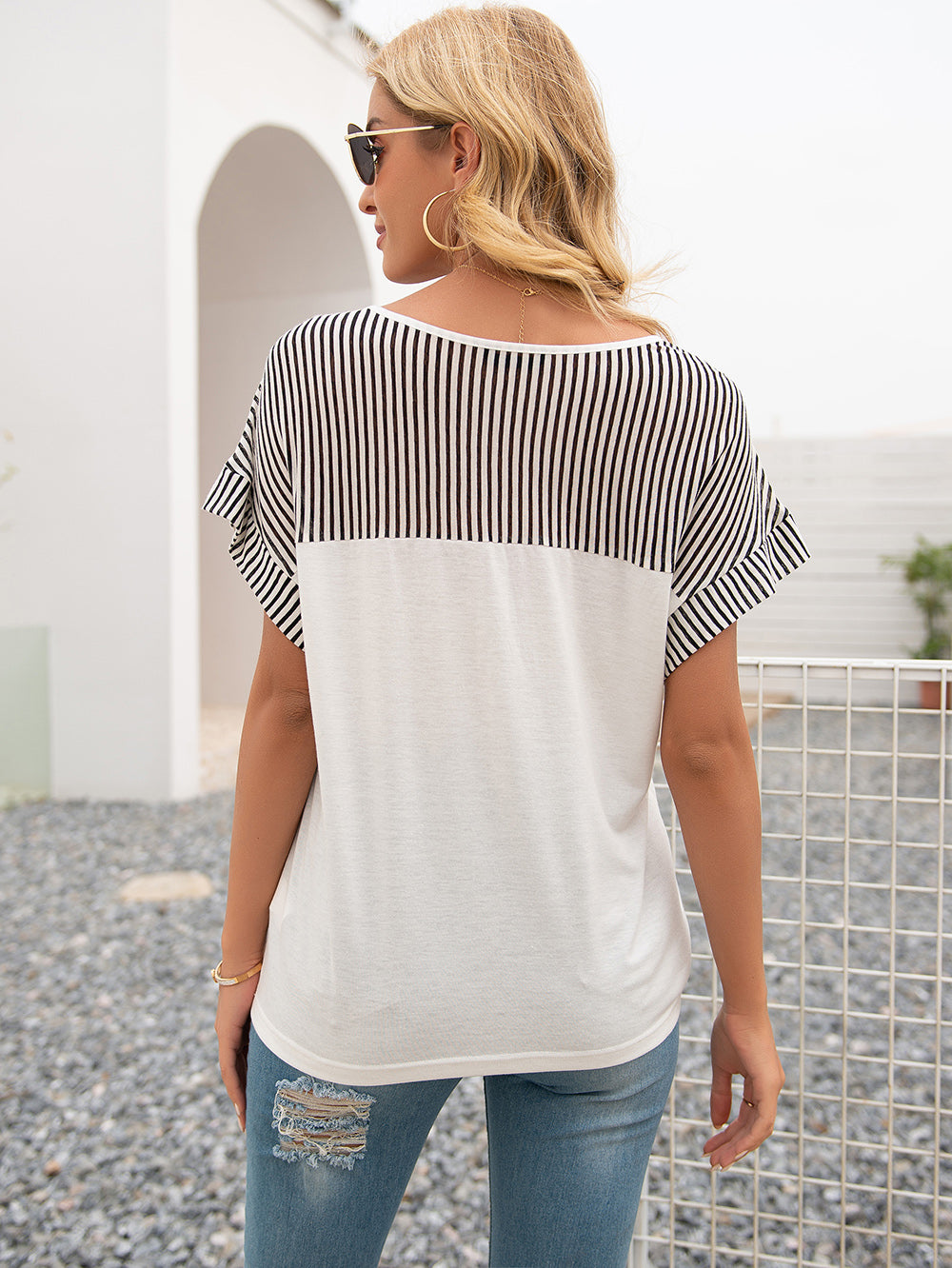Camiseta lounge con espalda a rayas