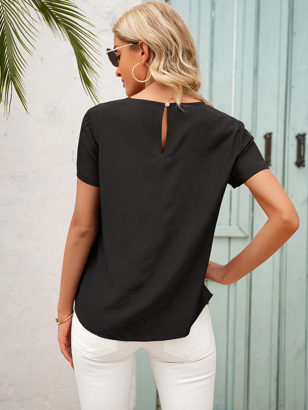 Blusa de verano con volantes delicados