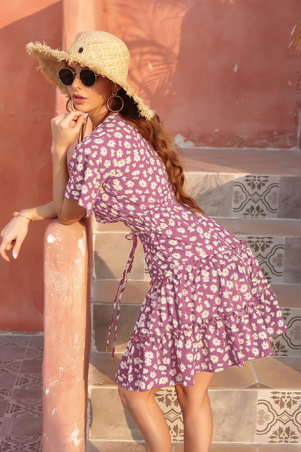 Vestido escalonado con estampado floral 