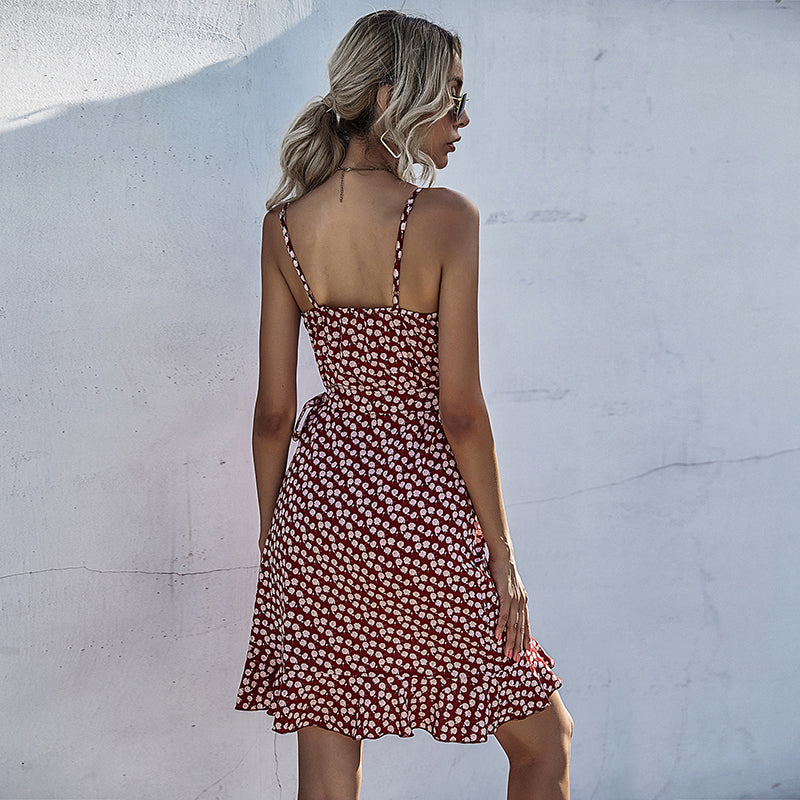 Vestido de tirantes con volantes cruzados 