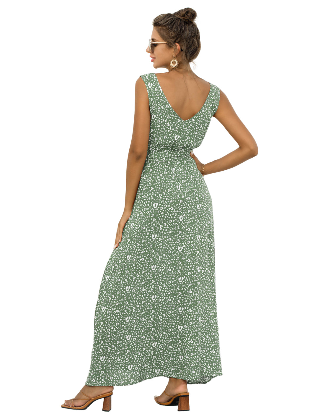 Vestido con cinturón y estampado animal