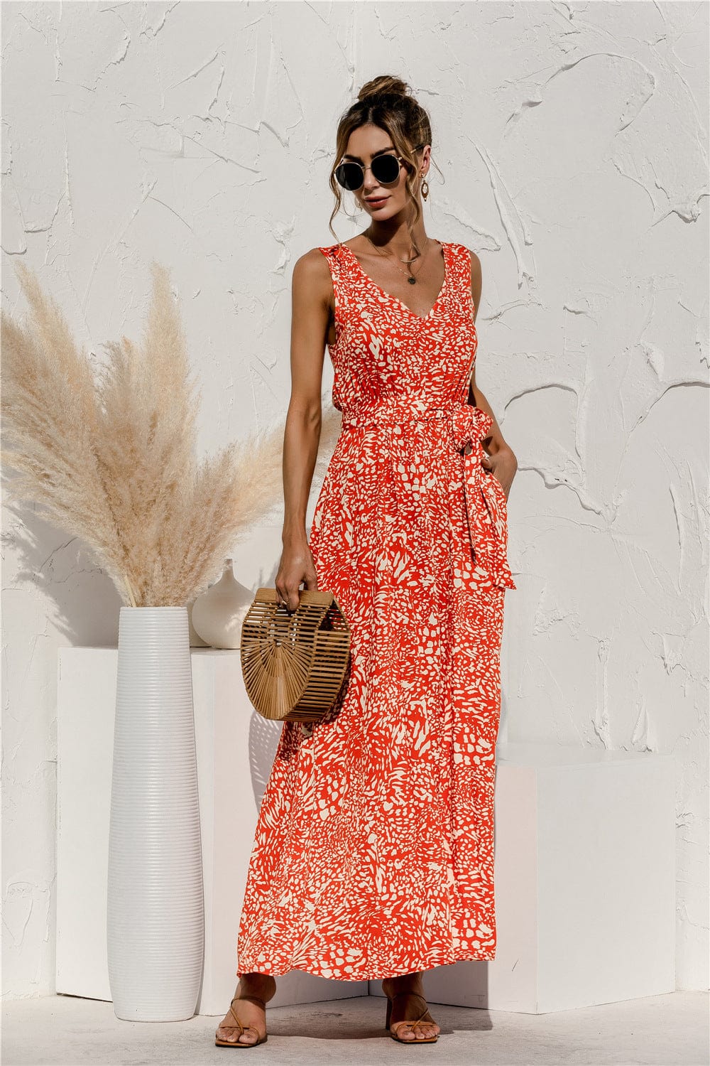 Vestido con cinturón y estampado animal