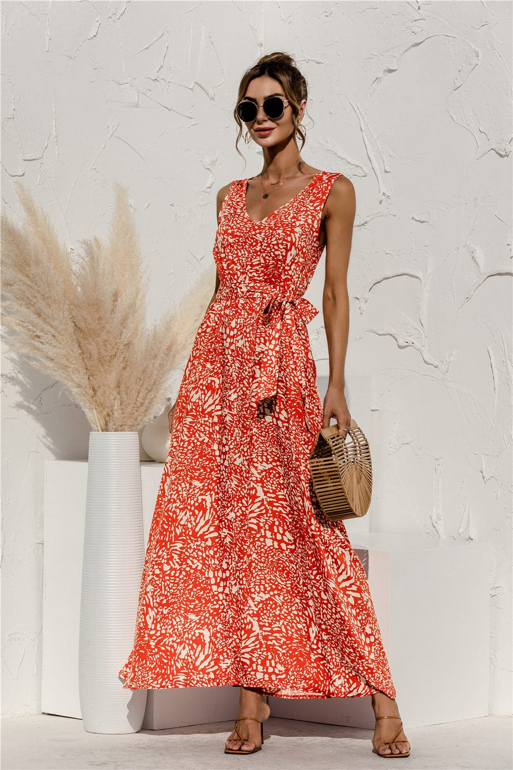 Vestido con cinturón y estampado animal