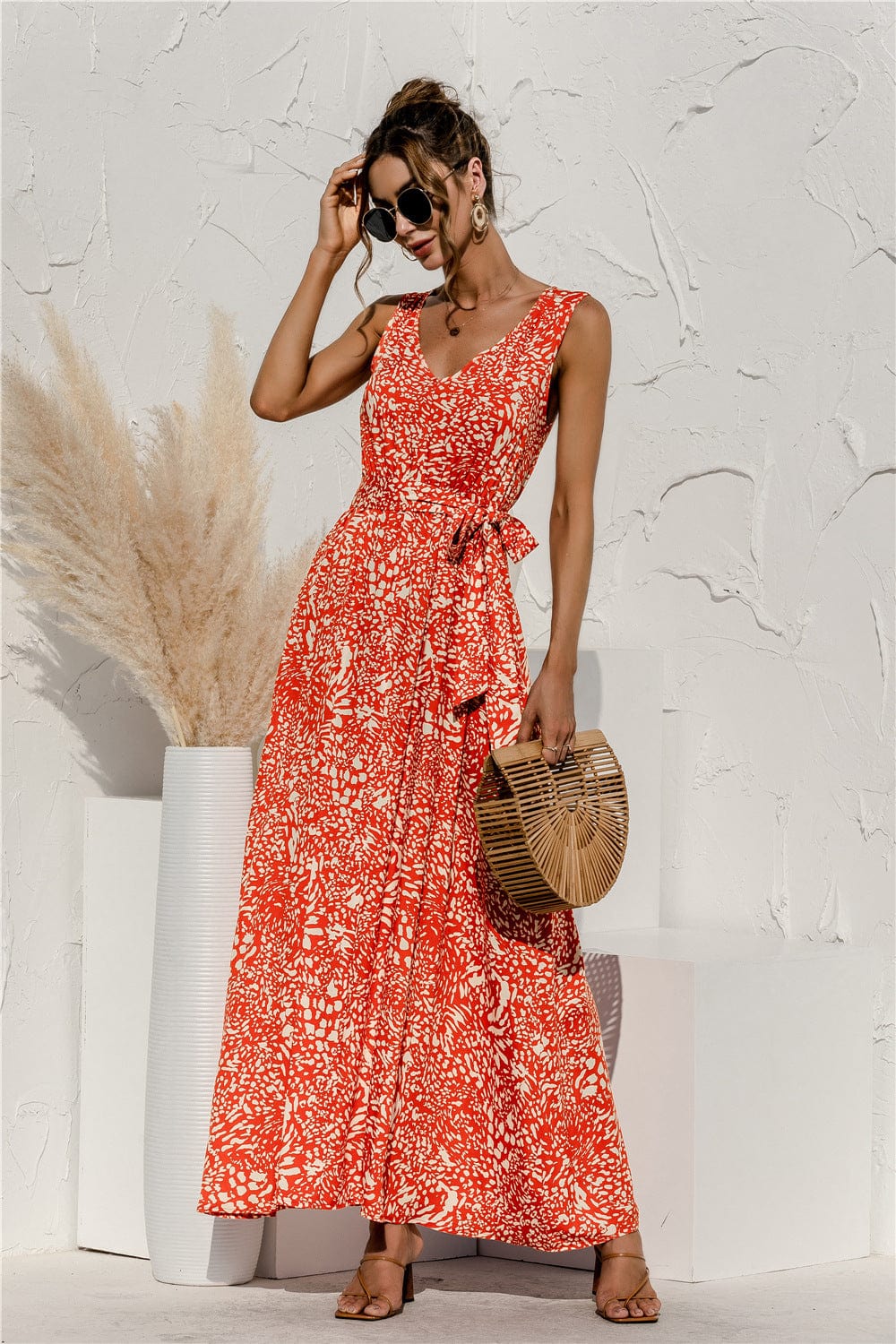 Vestido con cinturón y estampado animal