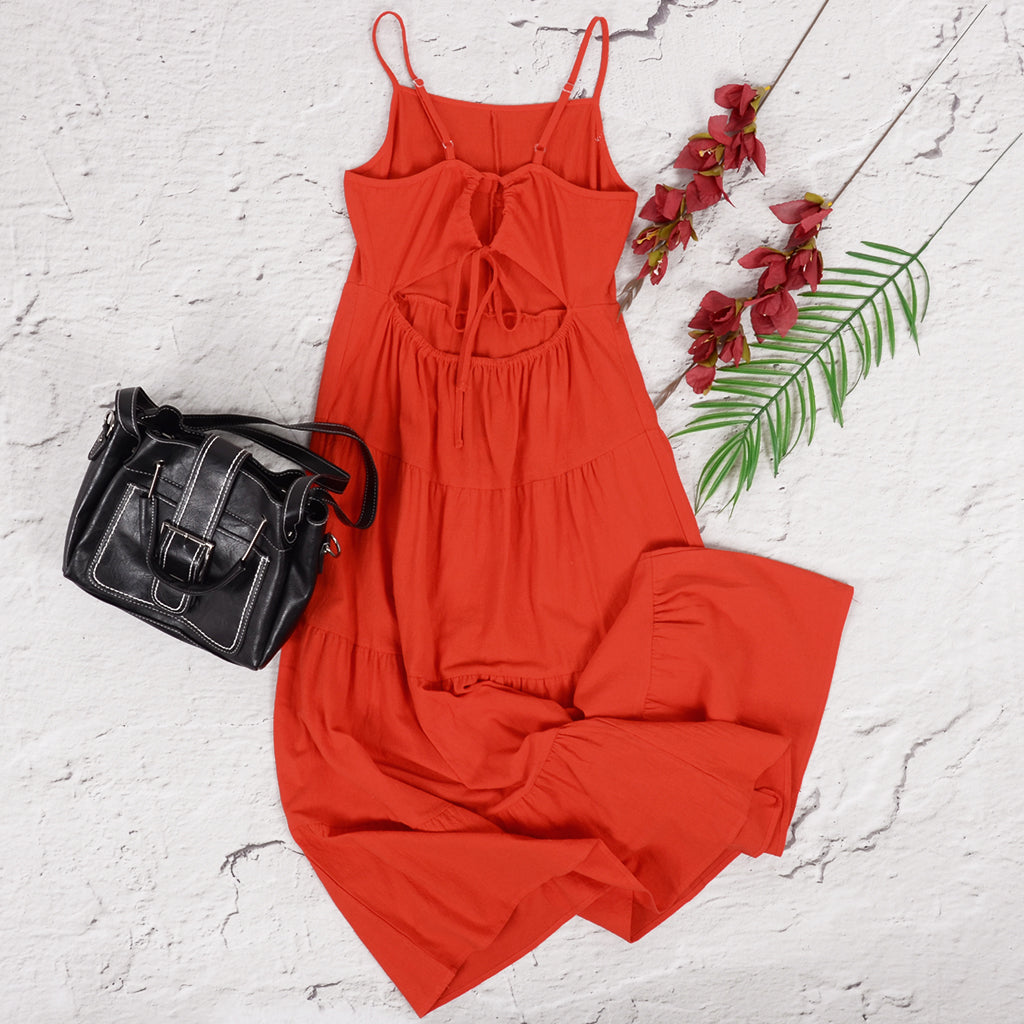 Vestido camisero con volantes y espalda abierta