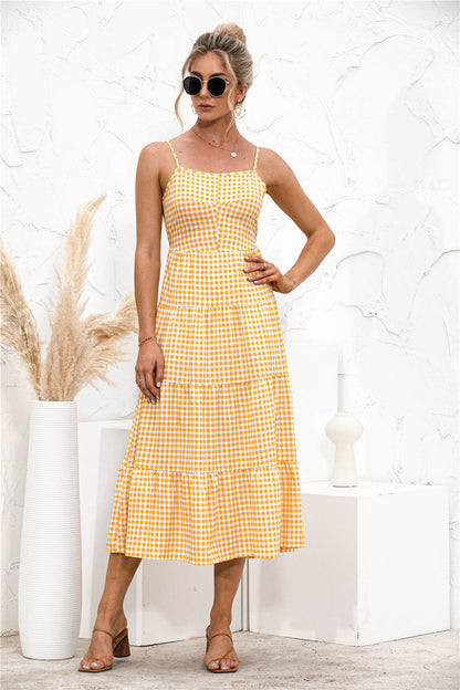 Vestido camisero con volantes y espalda abierta