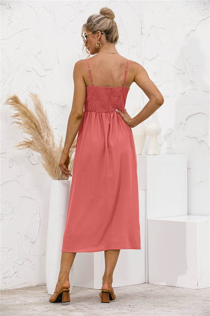 Vestido con botones en la espalda fruncidos