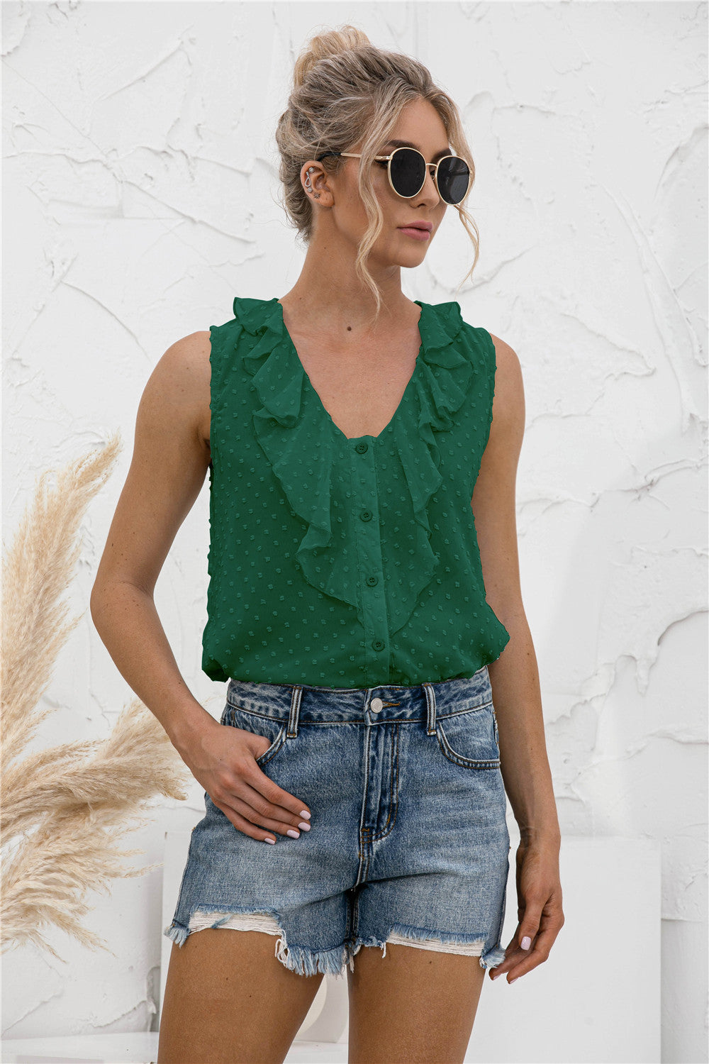 Ruffle Clip-Dot Tank Top