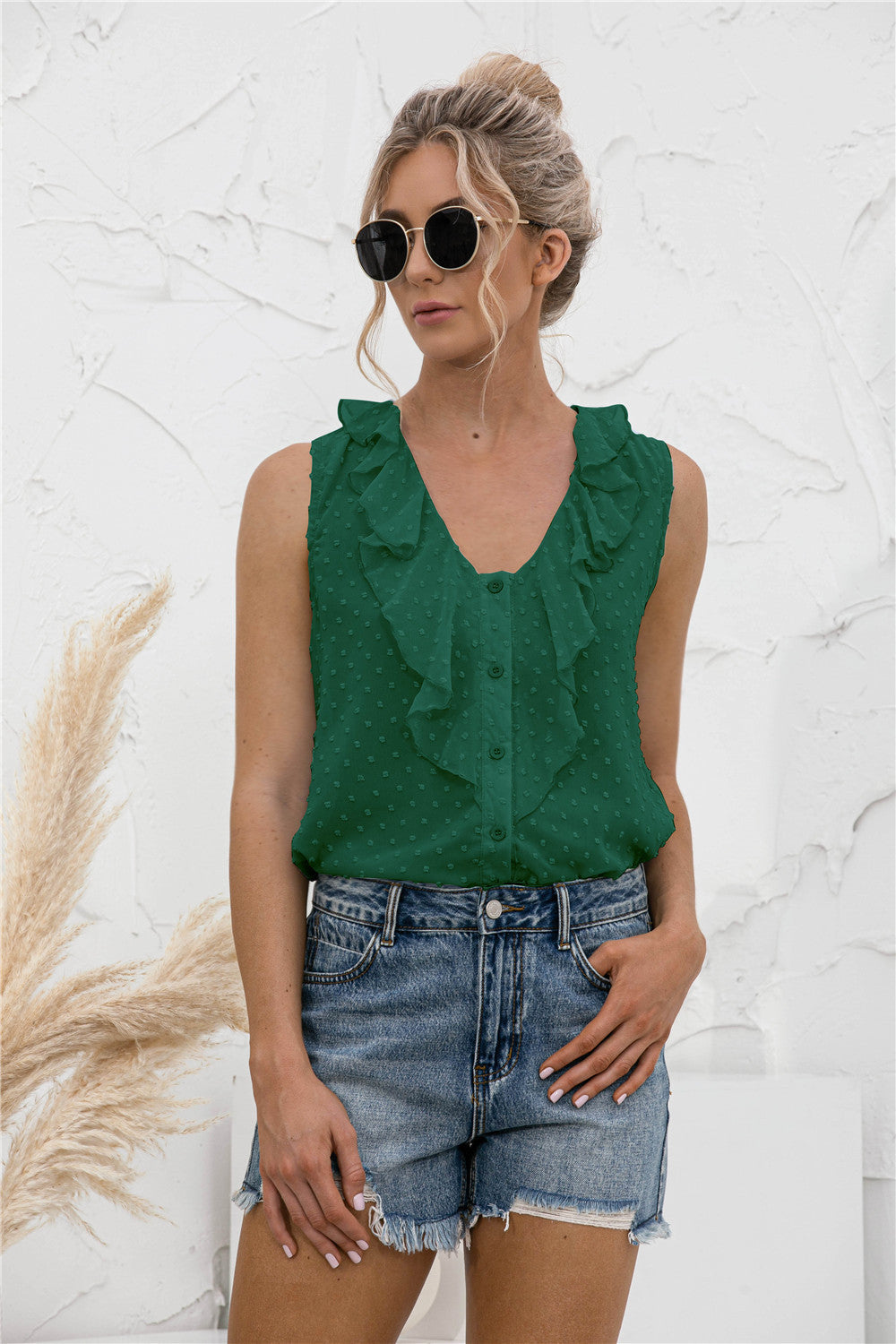 Ruffle Clip-Dot Tank Top