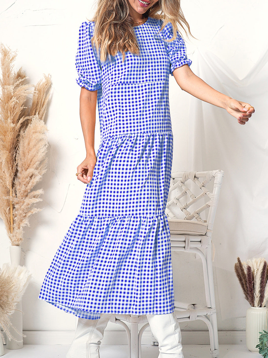 Vestido largo de manga corta con estampado de lunares suaves 