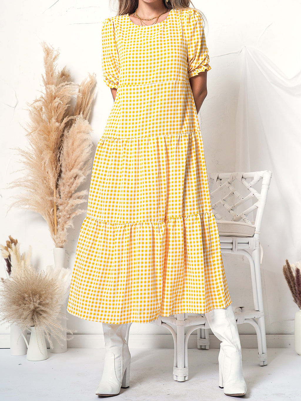 Vestido largo de manga corta con estampado de lunares suaves 