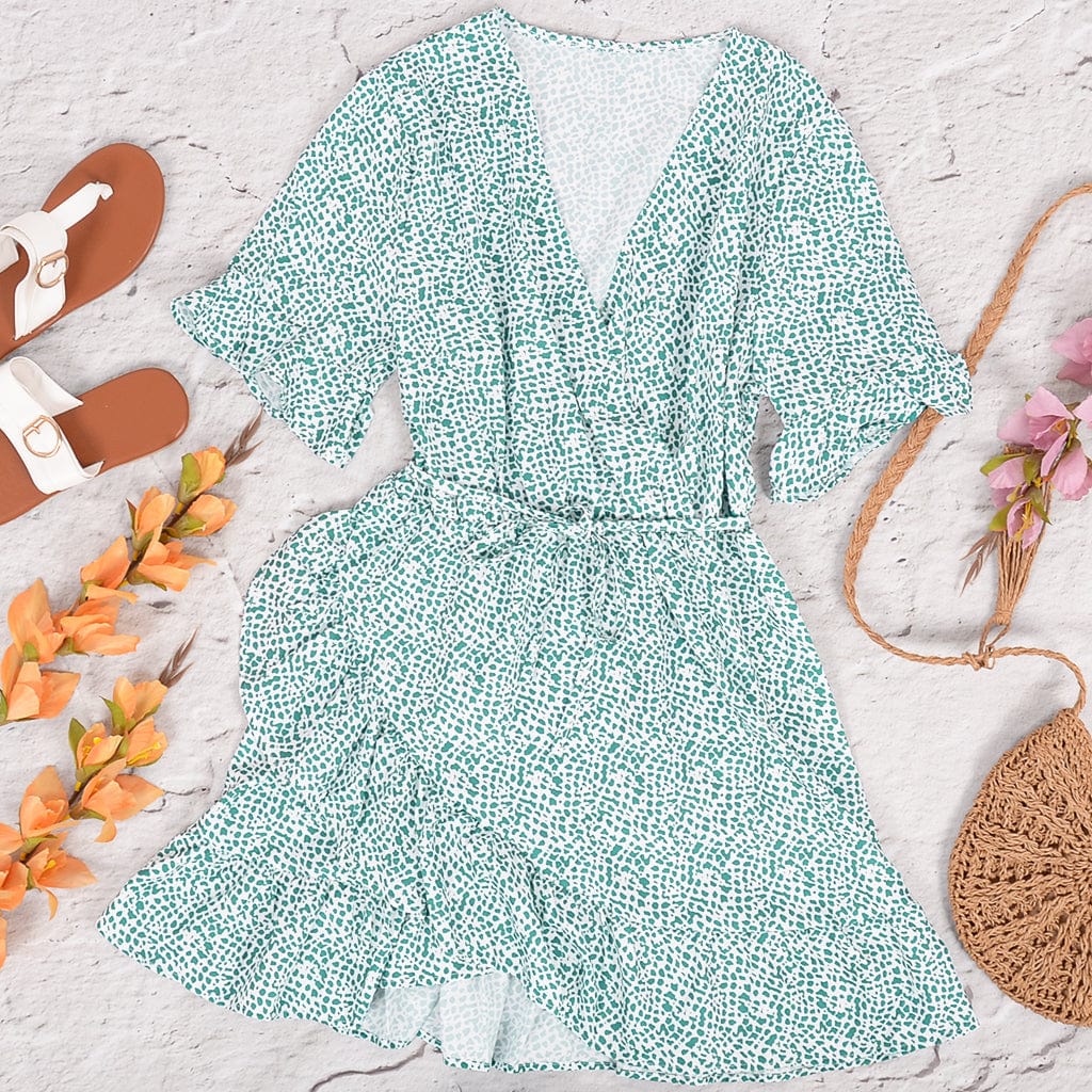 Vestido cruzado de verano con estampado animal