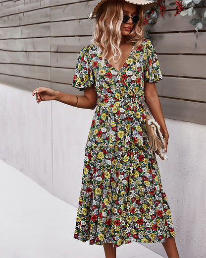 Vestido de verano envolvente con estampado de flores