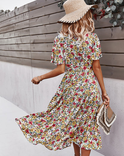 Vestido de verano envolvente con estampado de flores