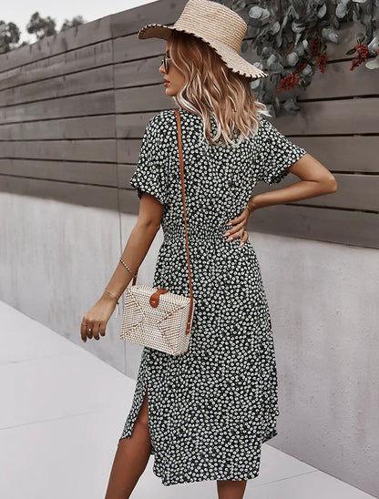 Vestido con cuello fruncido y botones de margaritas