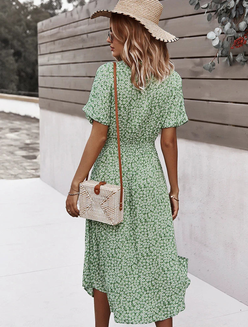 Vestido con cuello fruncido y botones de margaritas