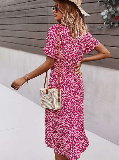 Vestido con cuello fruncido y botones de margaritas