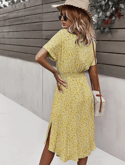 Vestido con cuello fruncido y botones de margaritas