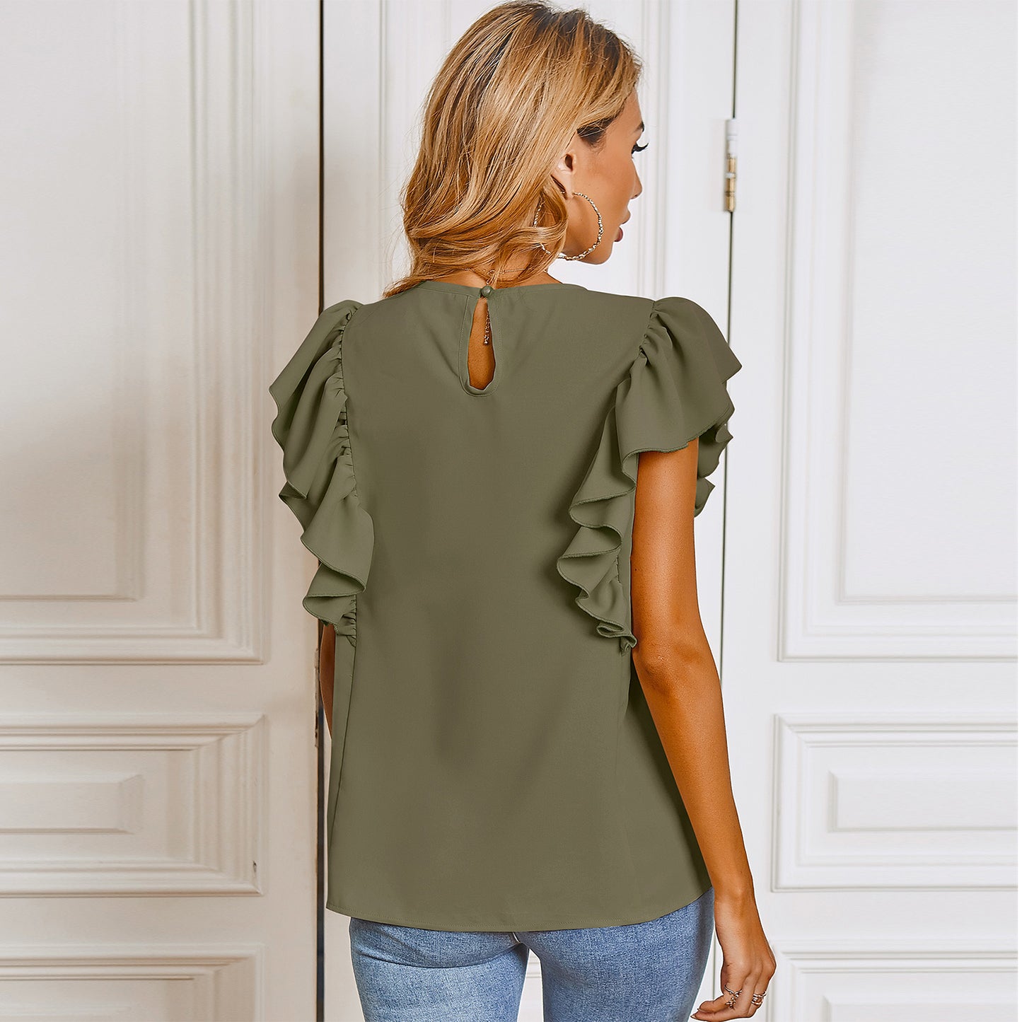 Blusa sin mangas con detalle de volantes