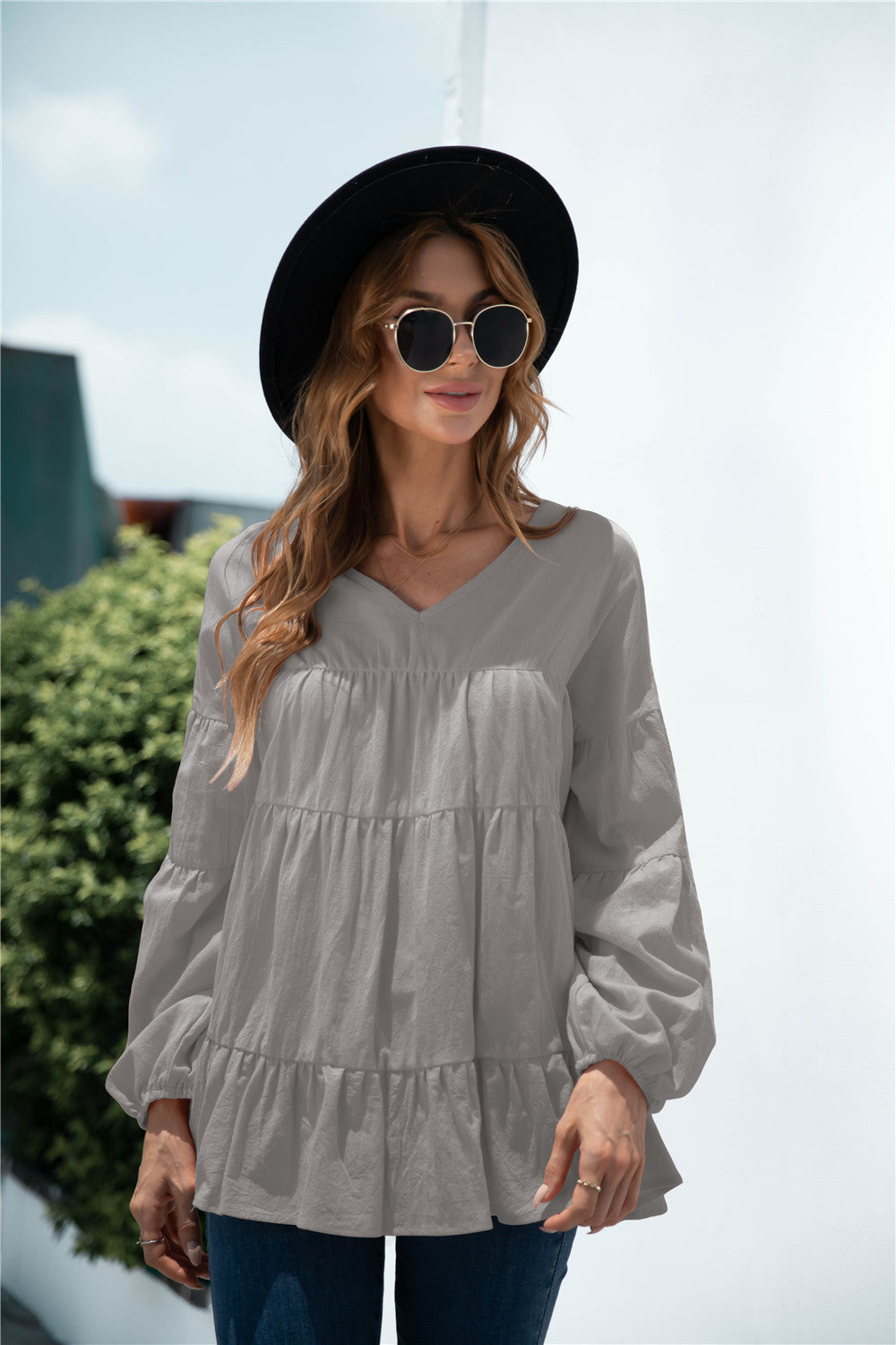 Blusa de transición fruncida con escote en V