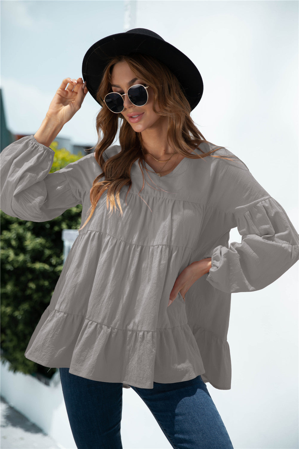 Blusa de transición fruncida con escote en V