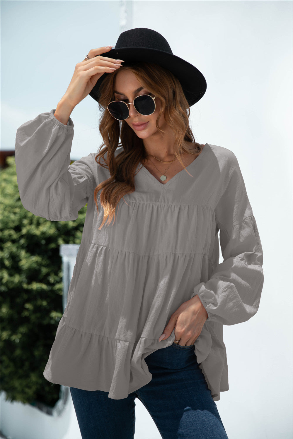 Blusa de transición fruncida con escote en V