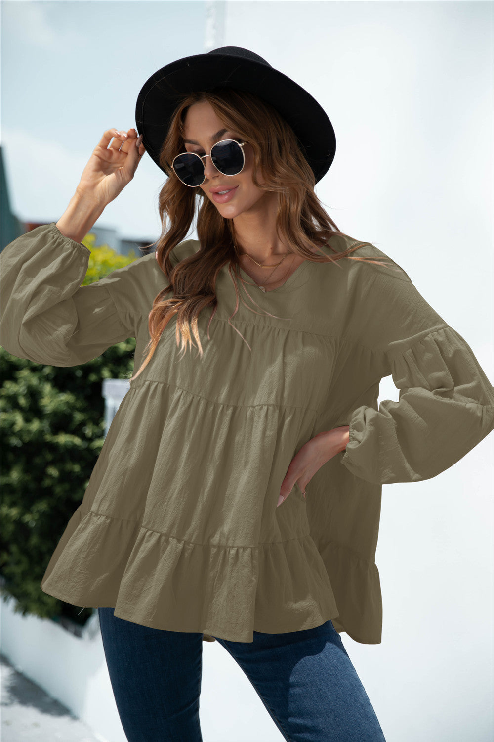 Blusa de transición fruncida con escote en V
