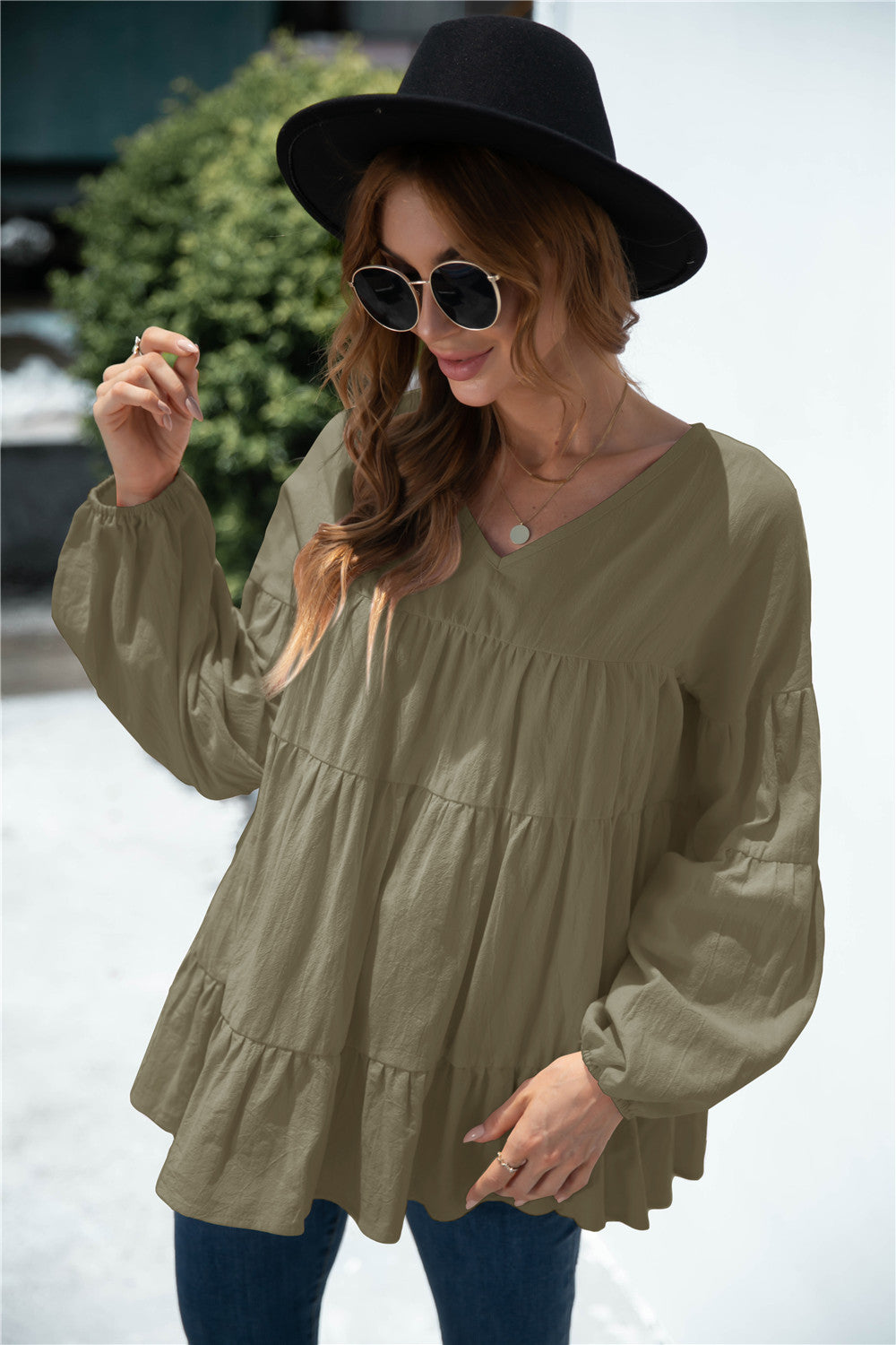 Blusa de transición fruncida con escote en V