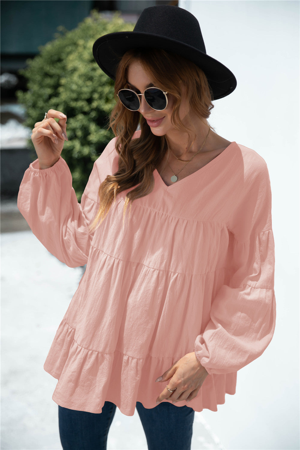 Blusa de transición fruncida con escote en V