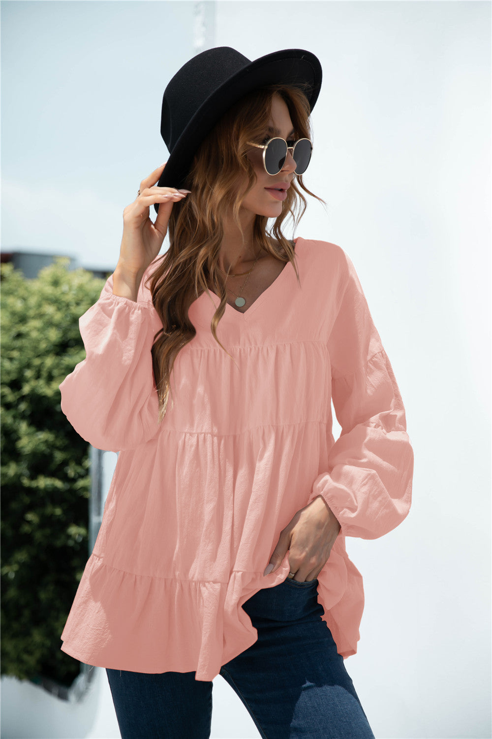 Blusa de transición fruncida con escote en V