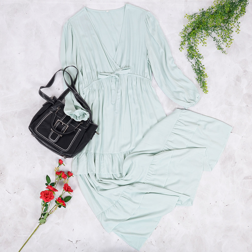 Vestido túnica midi fluido con volantes