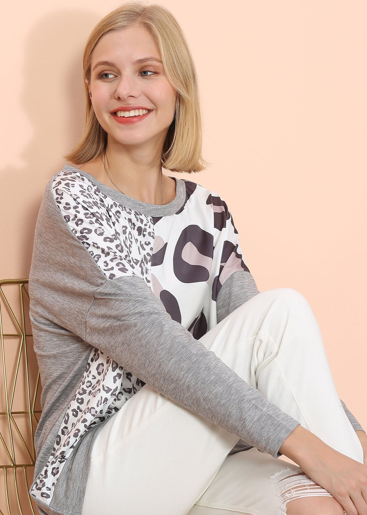 Camiseta de manga larga doble de lujo con estampado de leopardo