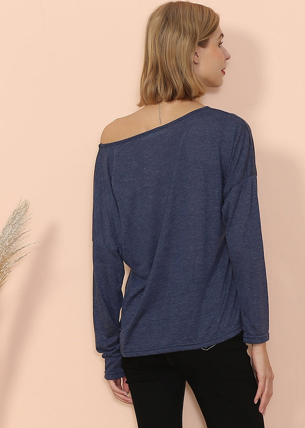 Blusa de manga larga con cuello barco de lujo