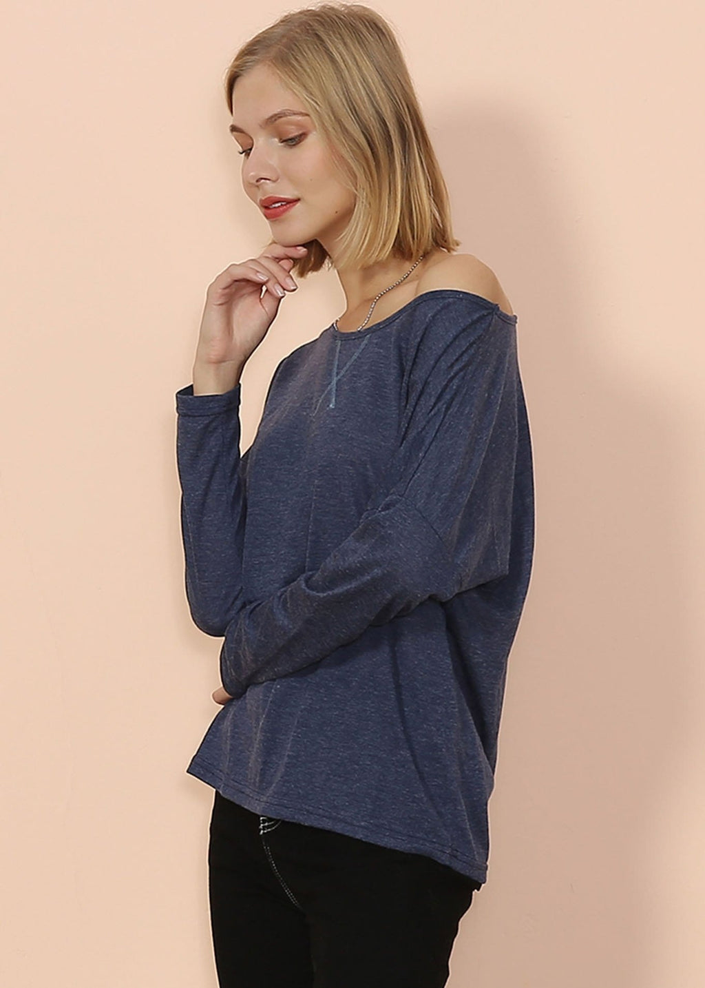Blusa de manga larga con cuello barco de lujo