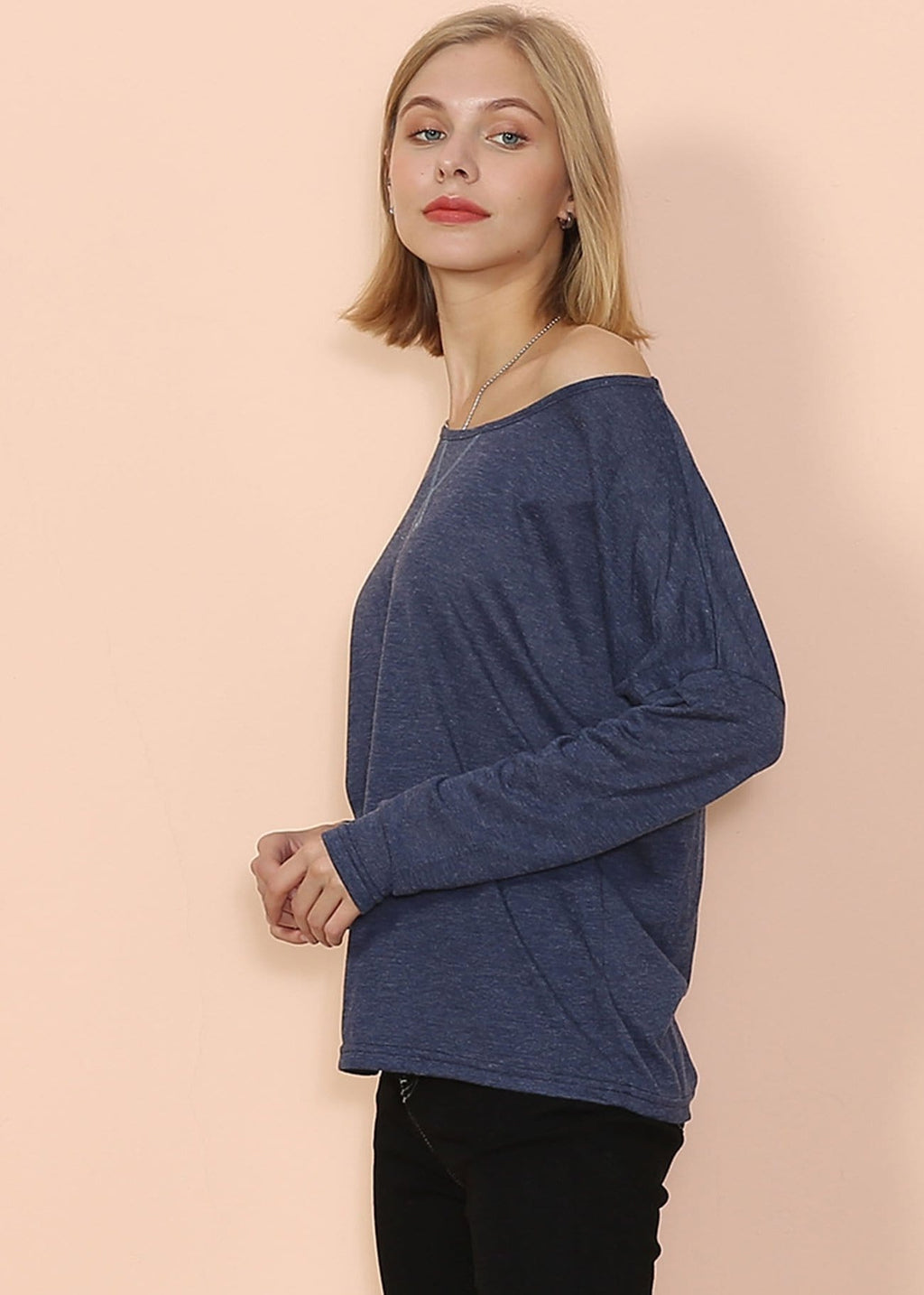Blusa de manga larga con cuello barco de lujo
