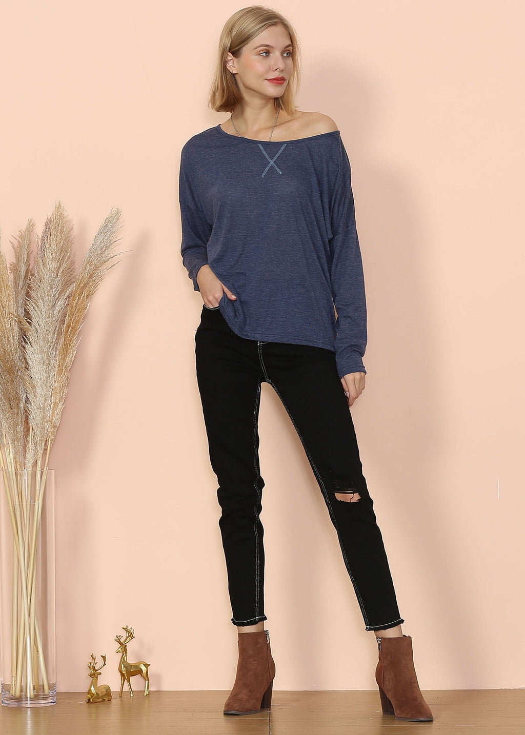 Blusa de manga larga con cuello barco de lujo