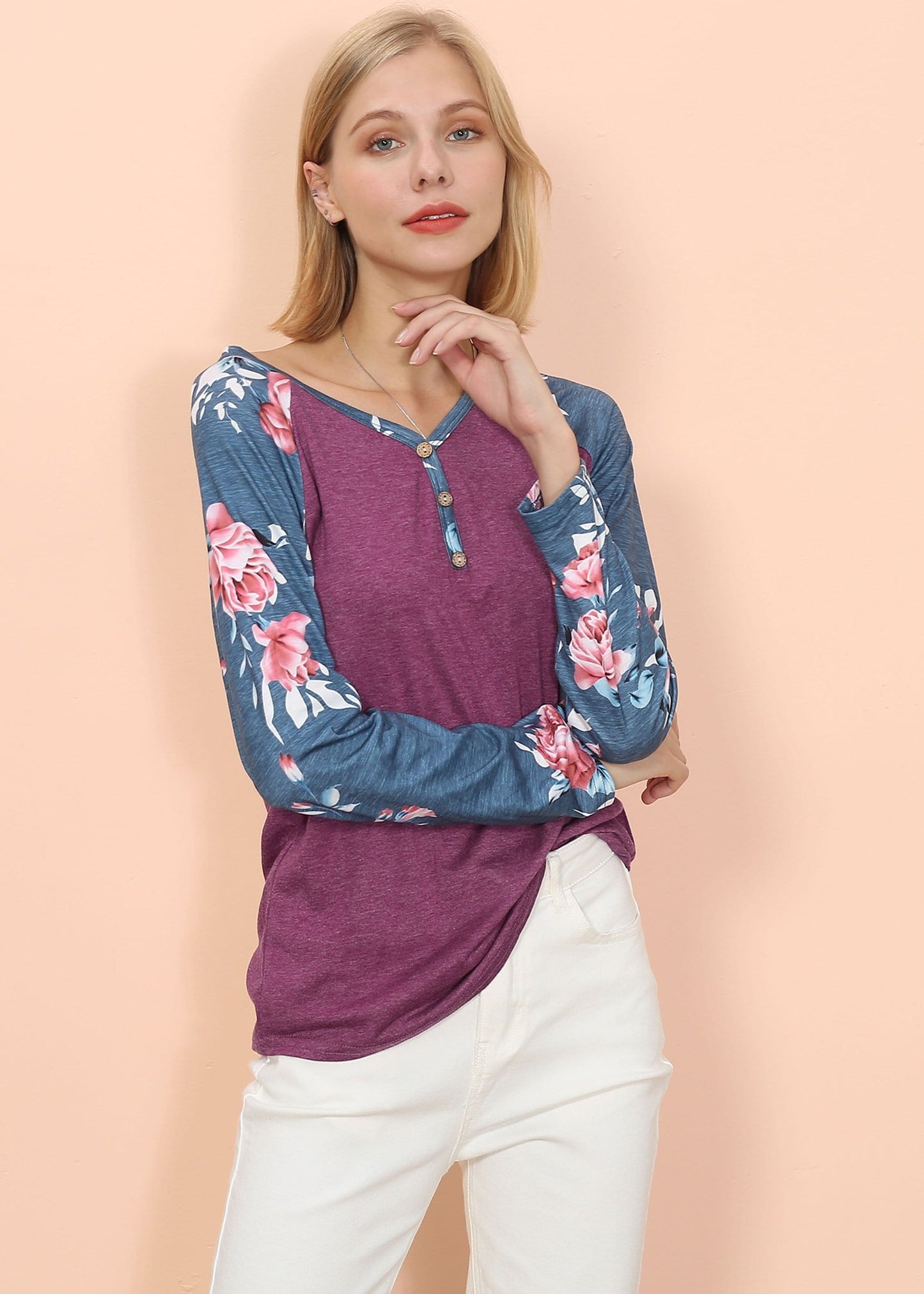 Camiseta Henley de manga larga con estampado floral