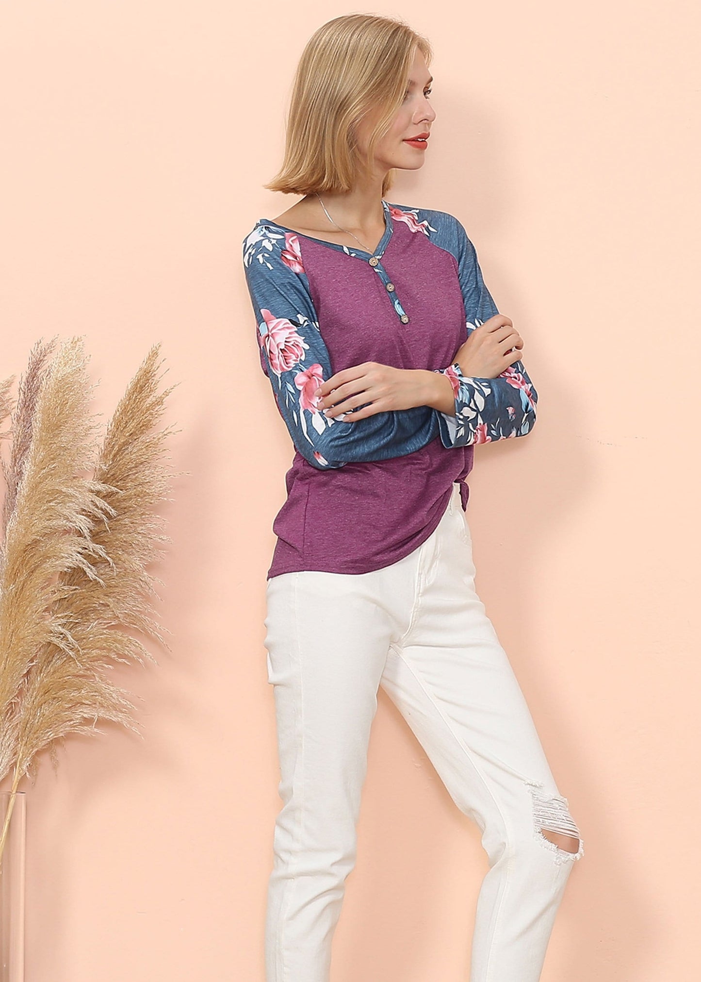 Camiseta Henley de manga larga con estampado floral