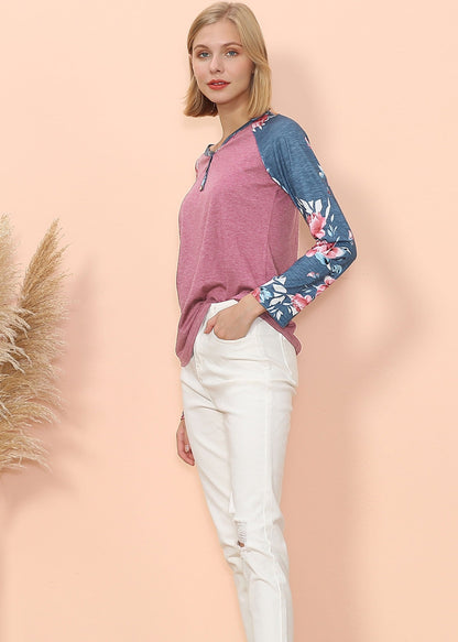 Camiseta Henley de manga larga con estampado floral