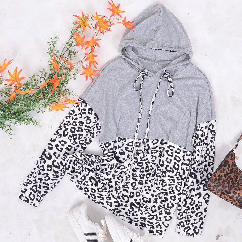 Sudadera con capucha y estampado de leopardo en dos tonos