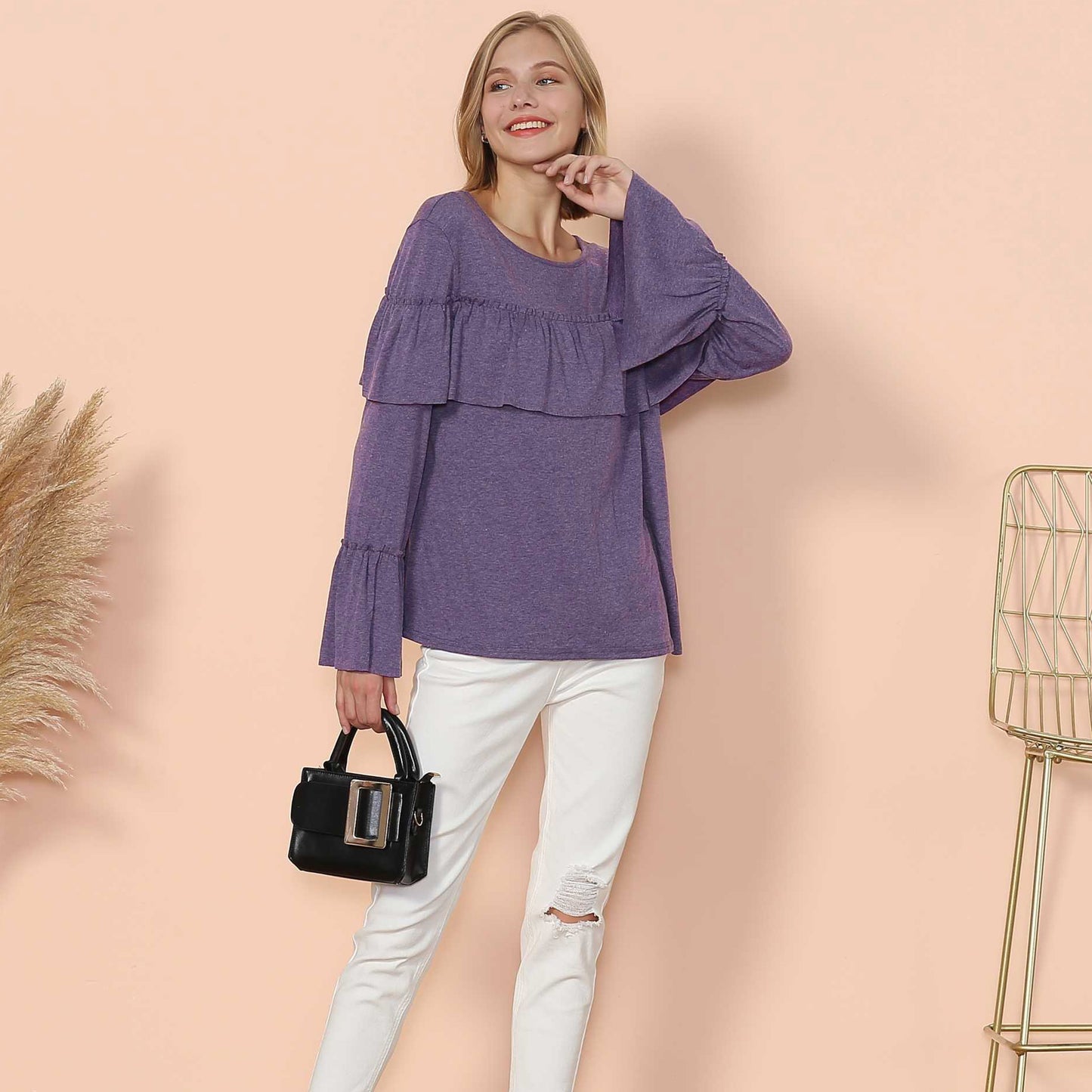 Blusa de manga larga con volantes en el pecho