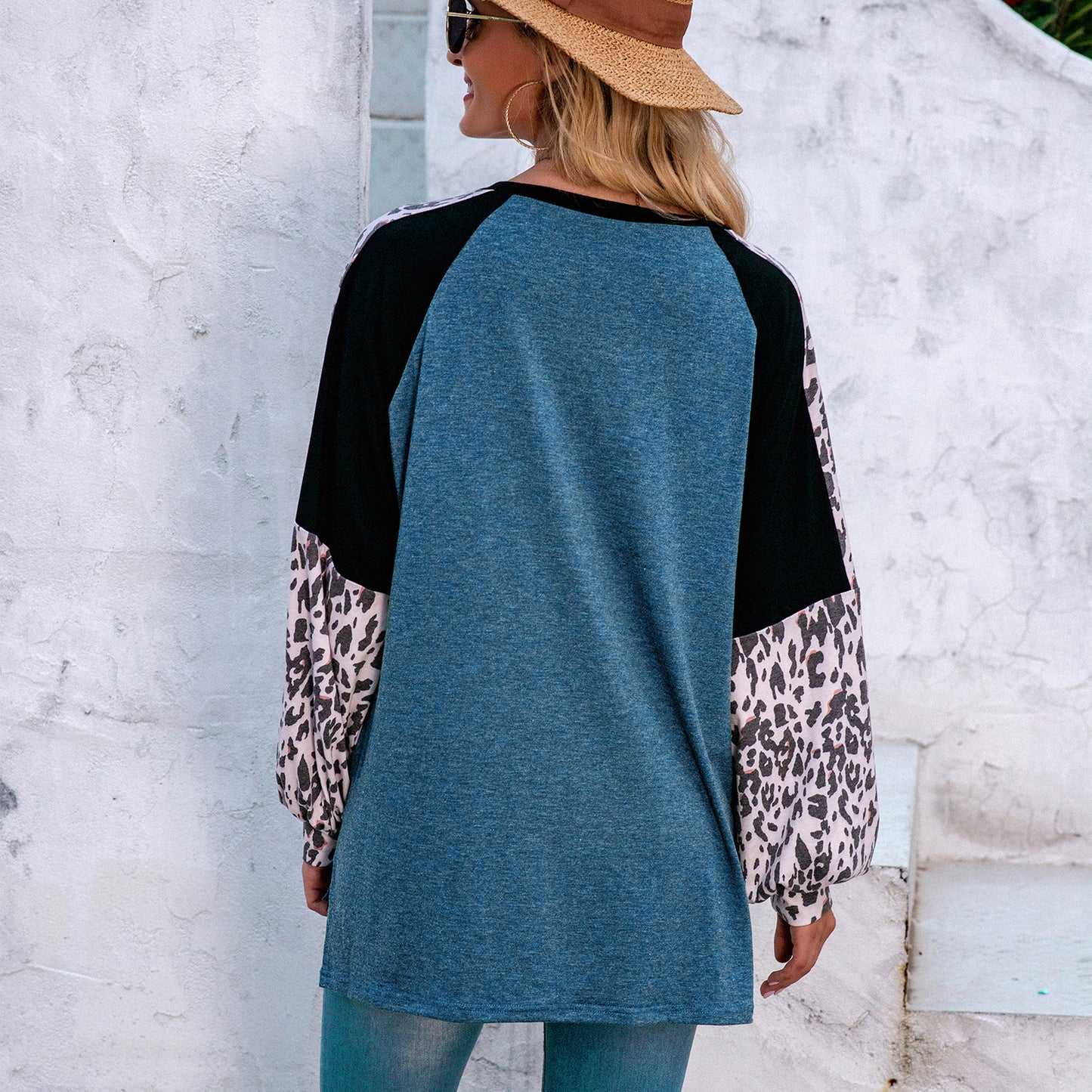 Camiseta de béisbol con estampado de leopardo