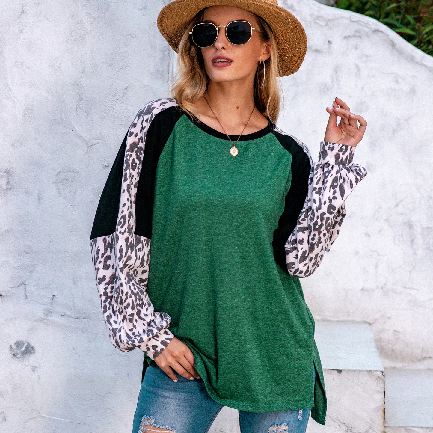 Camiseta de béisbol con estampado de leopardo
