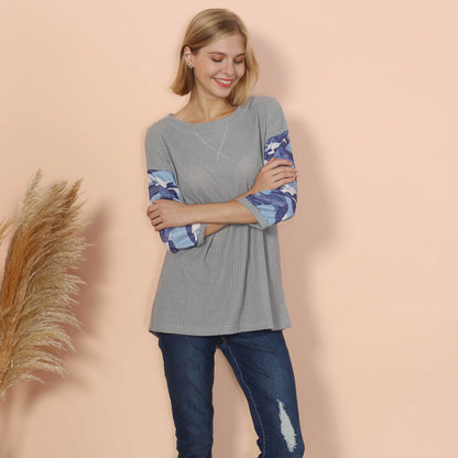 Suéter de punto gofre con panel de camuflaje
