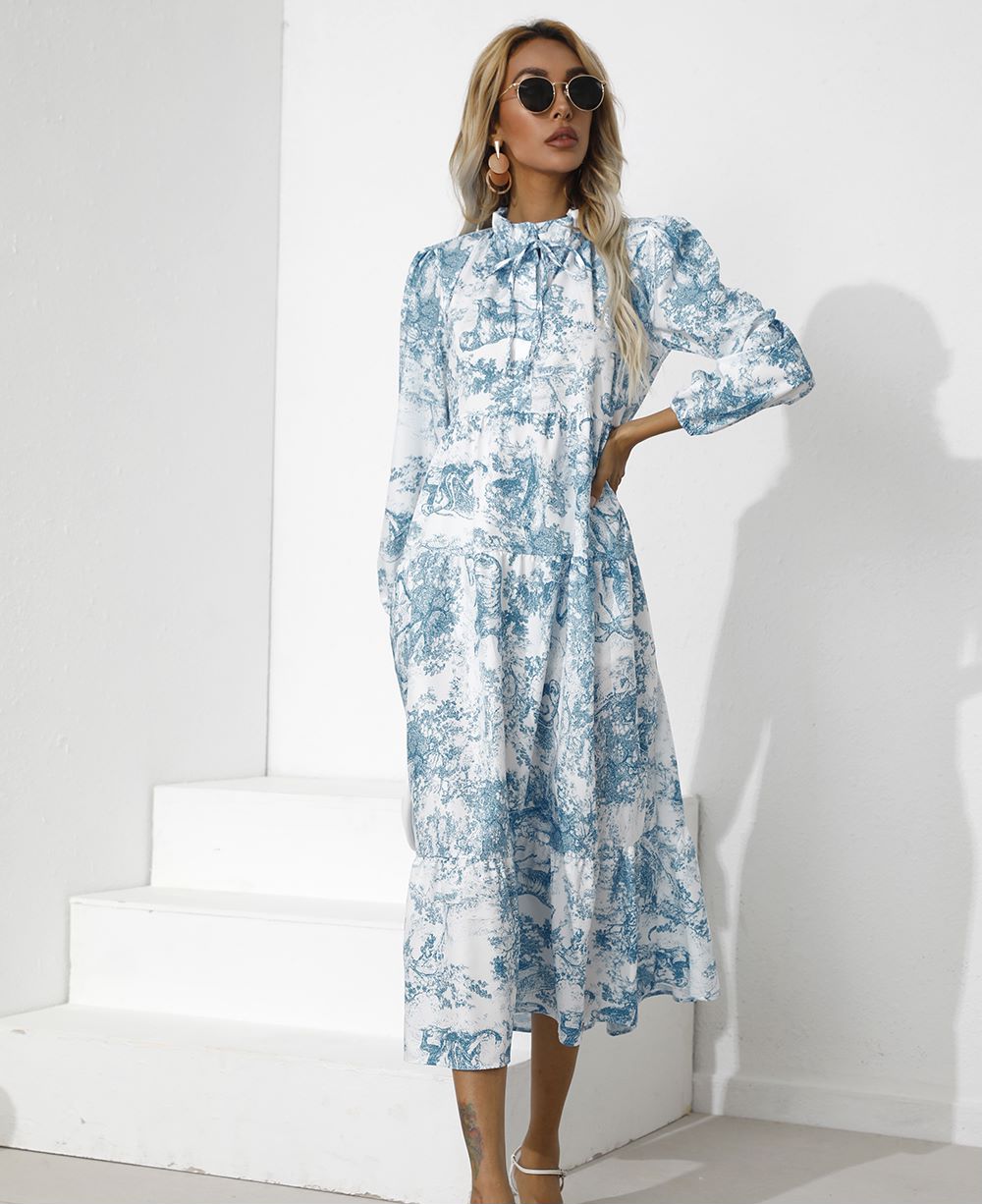 Vestido con dobladillo escalonado y estampado vintage