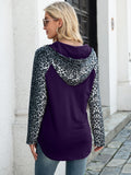 Sudadera con capucha de leopardo de dos tonos
