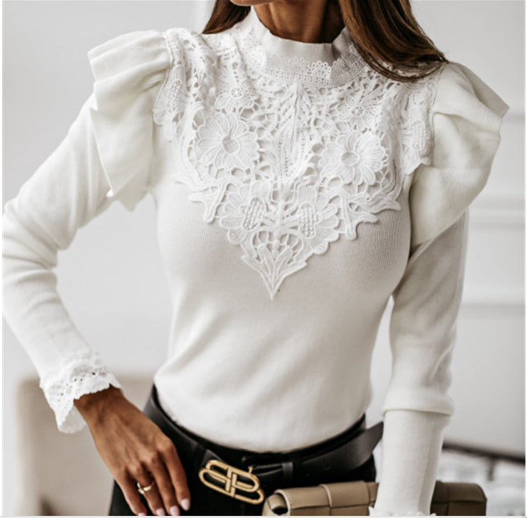 Top con hombros con volantes y detalle de encaje 